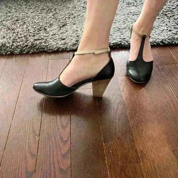 Bueno  Vintage Style Shoes - Picture 6 of 10